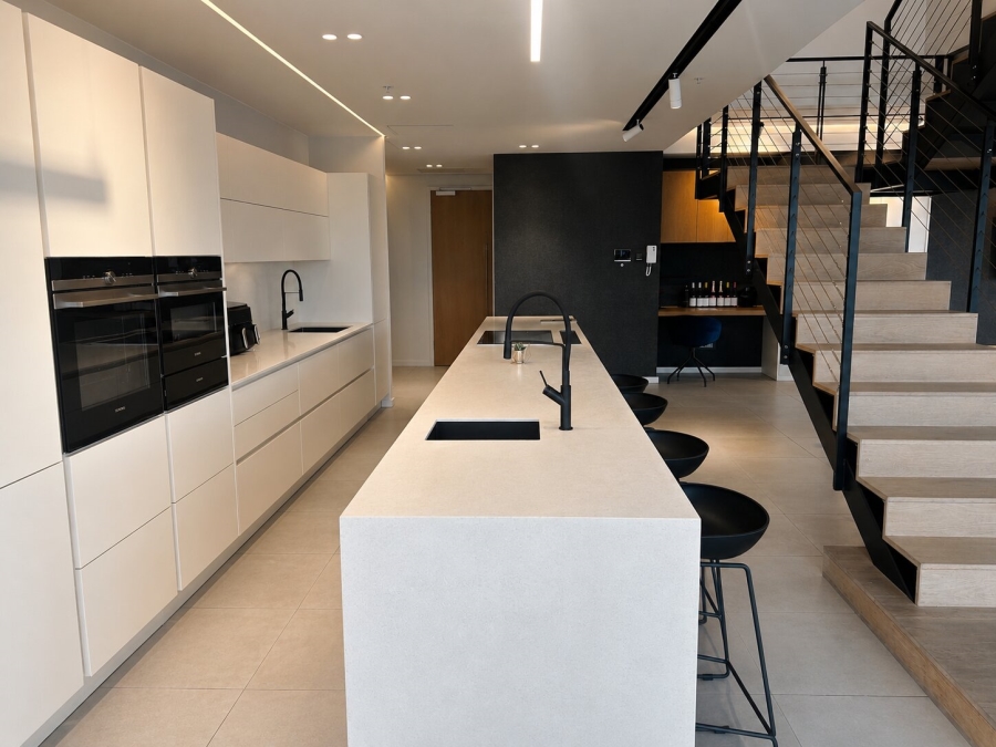 To Let 3 Bedroom Property for Rent in Cape Town City Centre Western Cape
